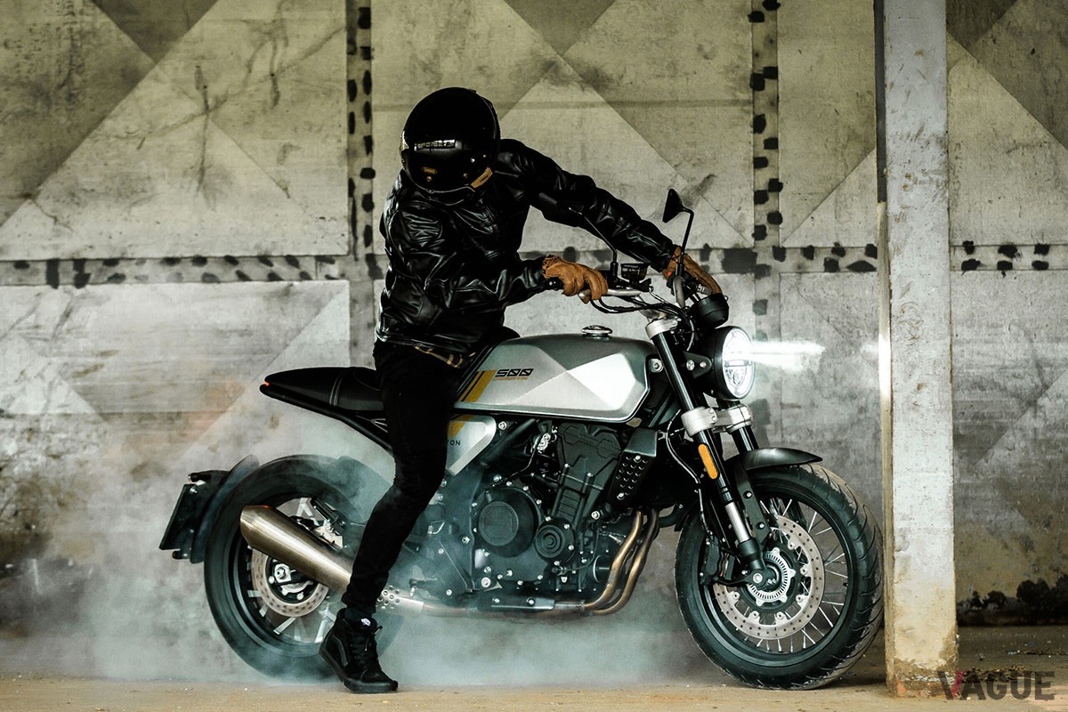 BRIXTON「Crossfire 500」