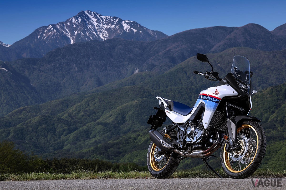 ホンダが激戦区であるミドルクラスのアドベンチャーバイク・カテゴリーに新投入した新型「XL750トランザルプ」