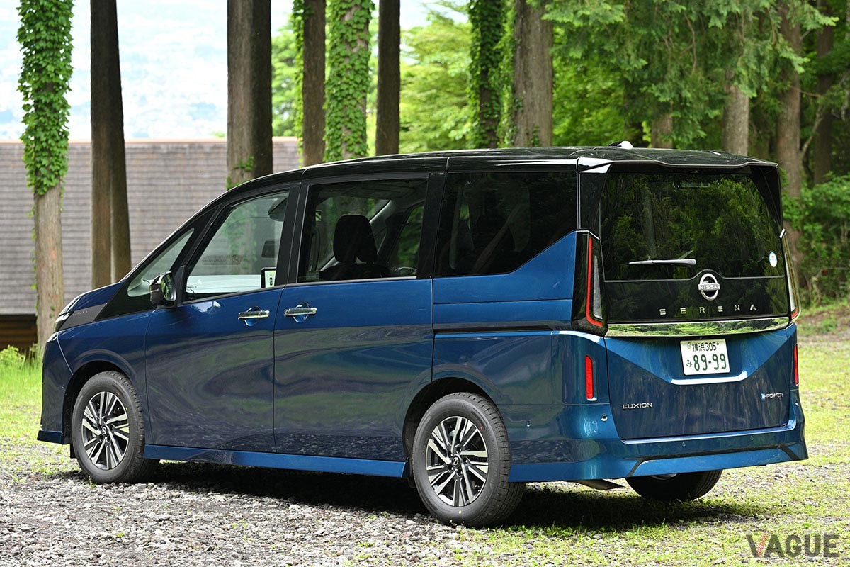 新型「セレナ」の最上級グレード「e-POWERルキシオン」は、日産が誇る先進の安全運転支援機能“プロパイロット2.0”の標準装備で高速移動が楽