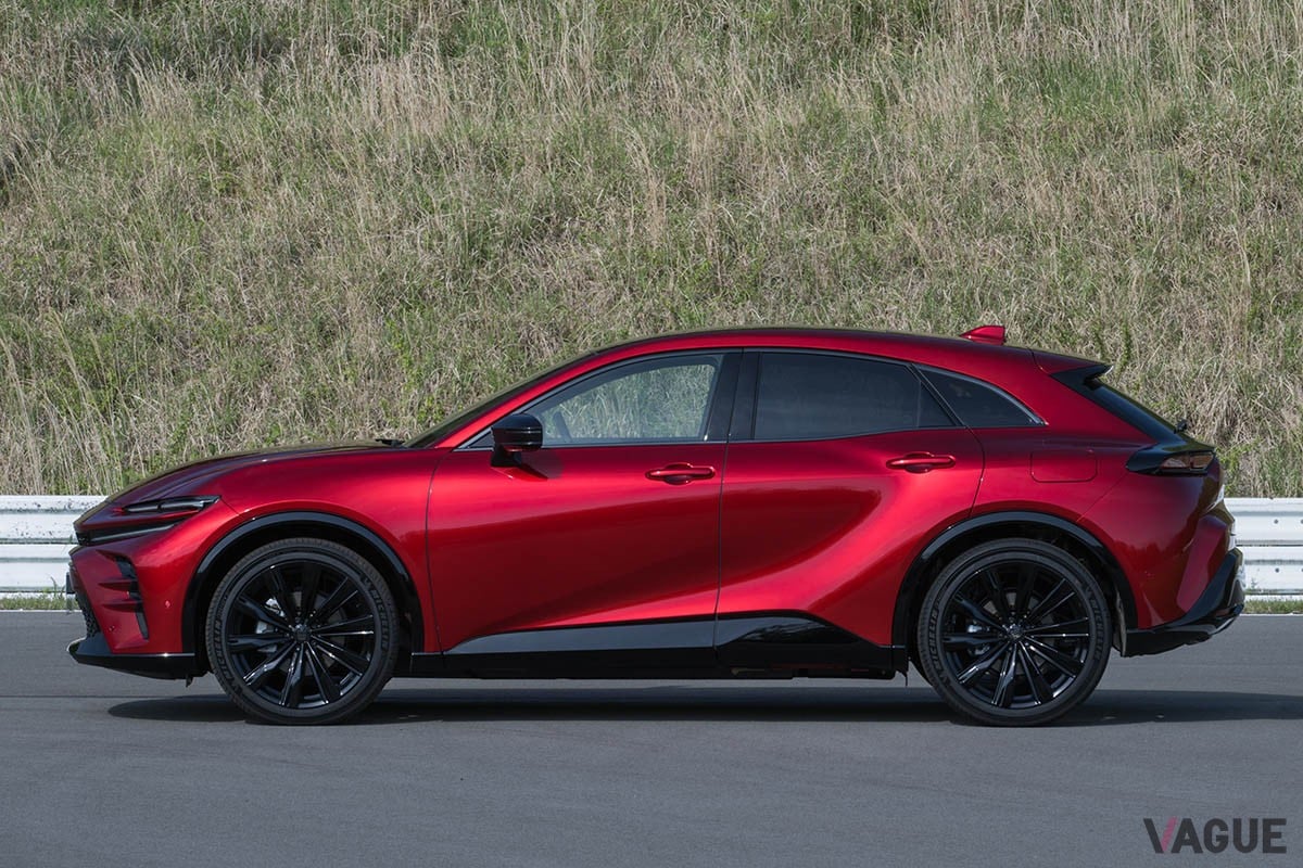 日本専用車なら“アスリート”の名が与えられていた!? 「クラウン」史上初のスポーツSUVとなる新型「クラウン・スポーツ」