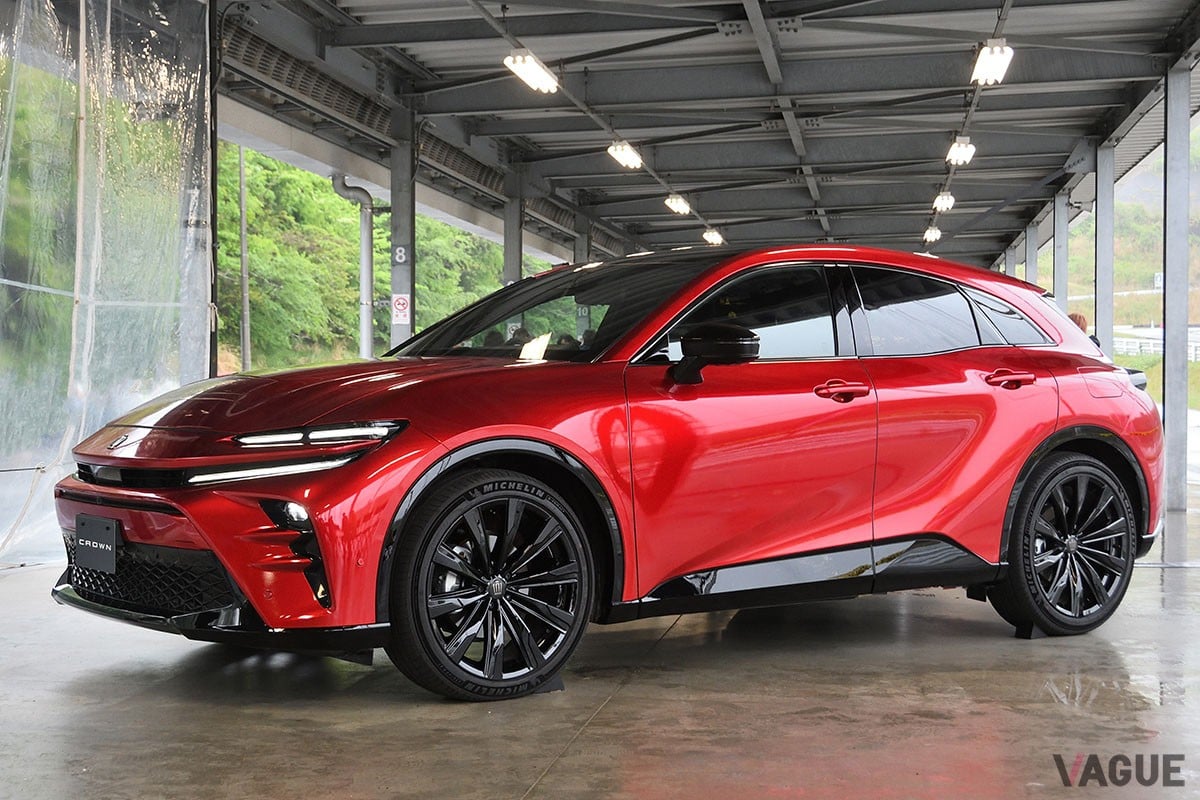 日本専用車なら“アスリート”の名が与えられていた!? 「クラウン」史上初のスポーツSUVとなる新型「クラウン・スポーツ」