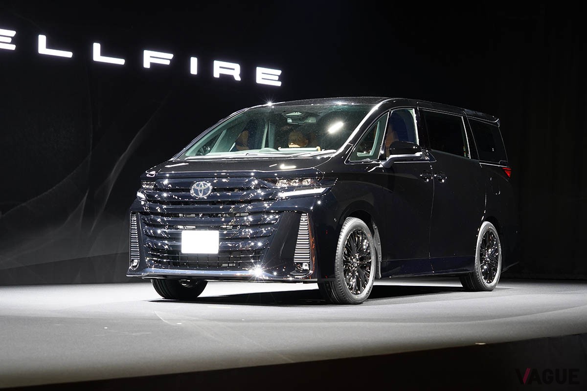 トヨタ新型「ヴェルファイア」