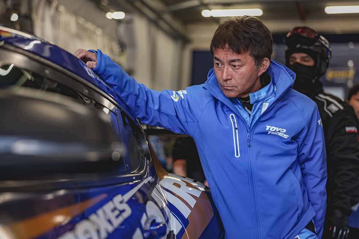 トヨタ「GRスープラGT4」と木下隆之選手