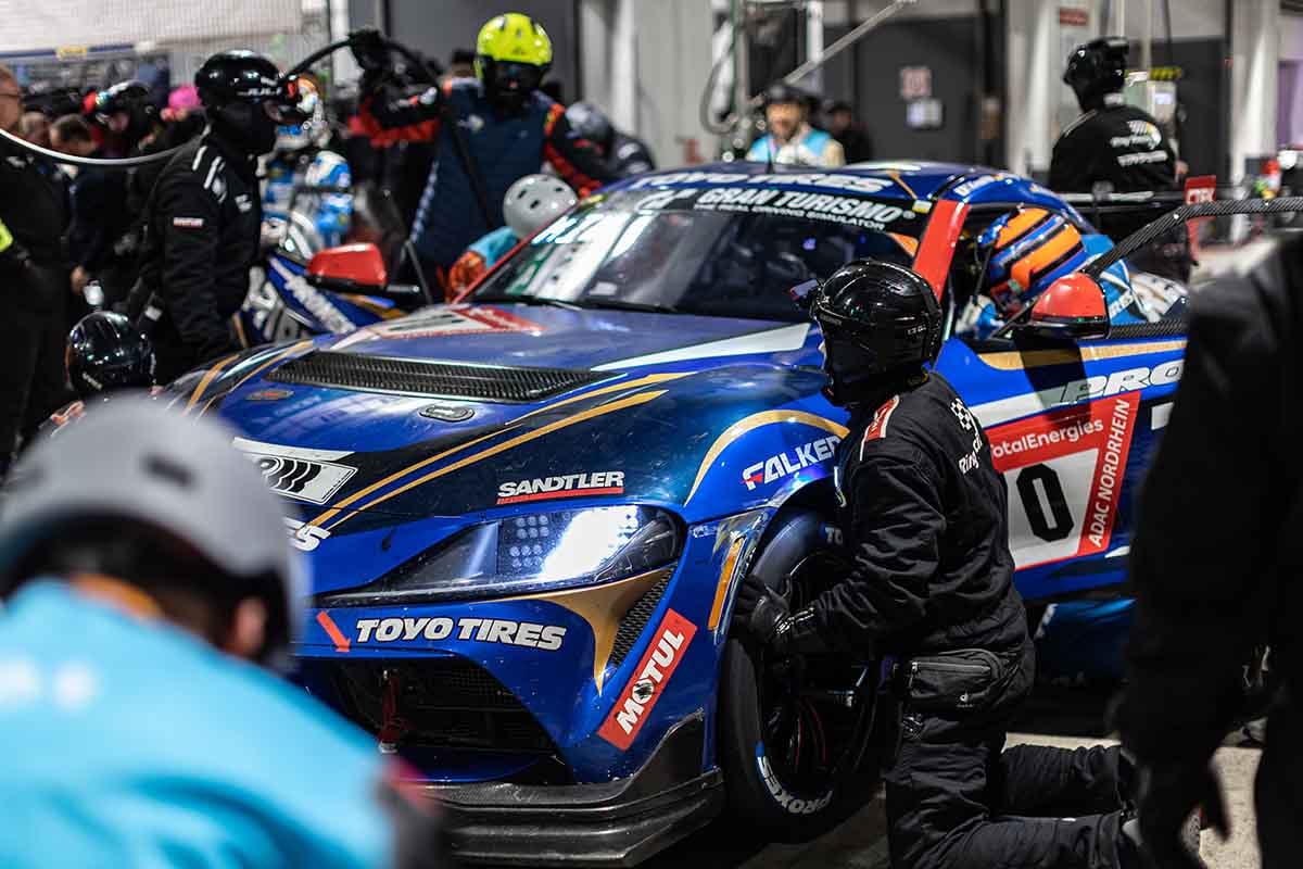 「TOYO TIRES with Ring Racing」の70号車、トヨタ「GRスープラGT4」