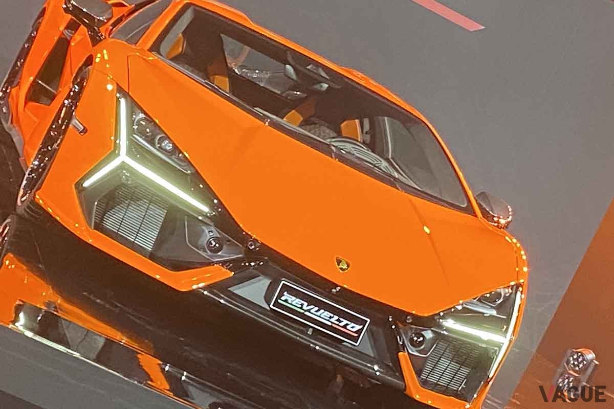 日本初公開されたランボルギーニ新型「レヴエルト」