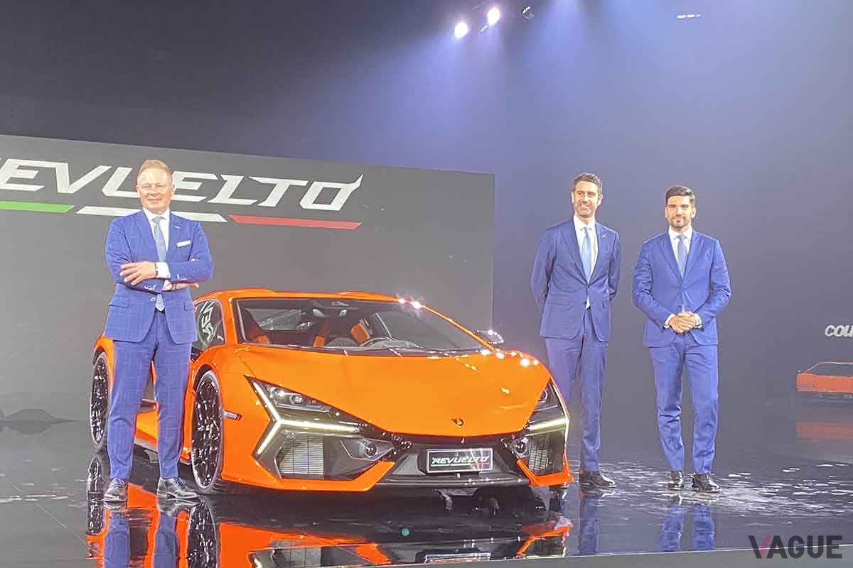 ランボルギーニ新型「レヴエルト」の日本初公開イベントの様子