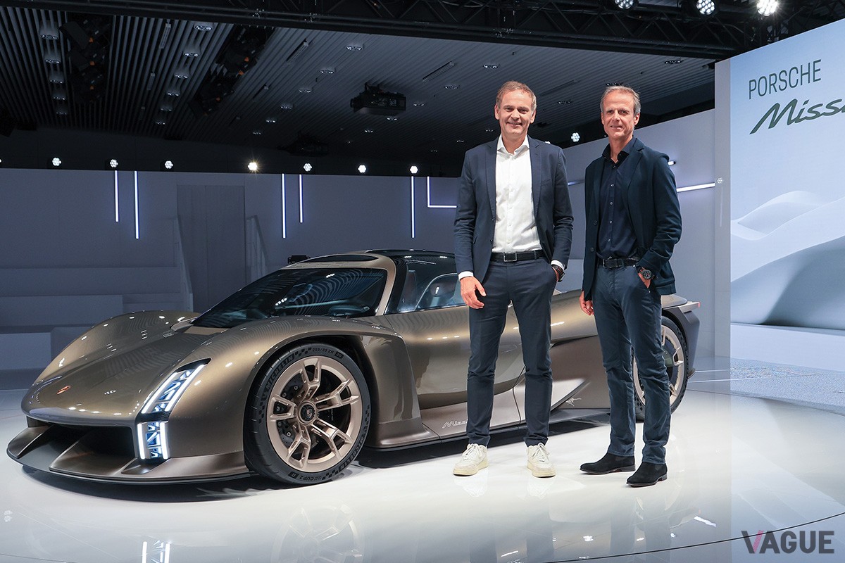 世界初公開されたポルシェのスタディモデル「ミッションX」