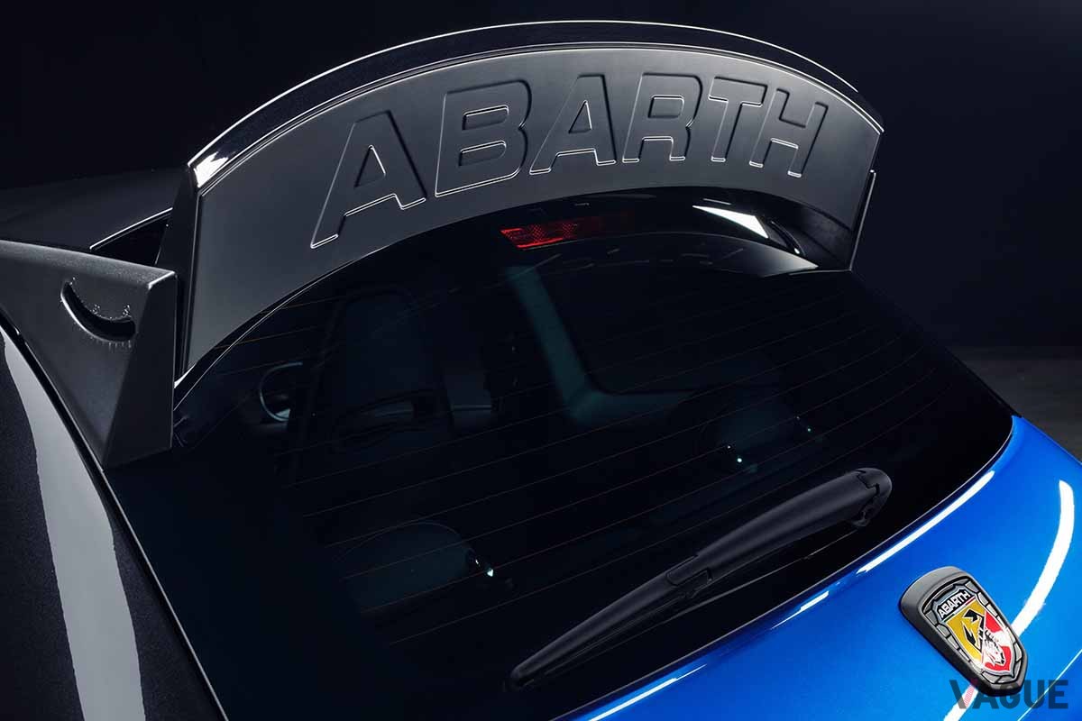 アバルトの限定車「695トリビュート131ラリー」