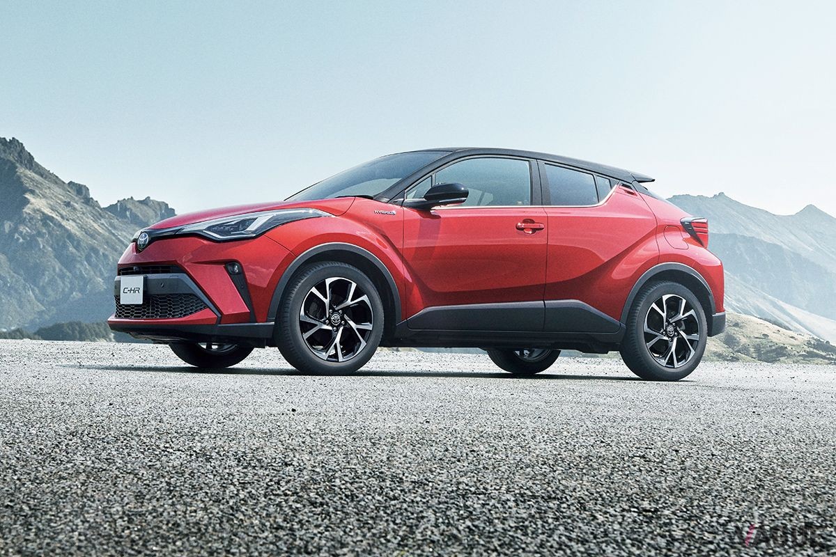 トヨタ現行型「C-HR」