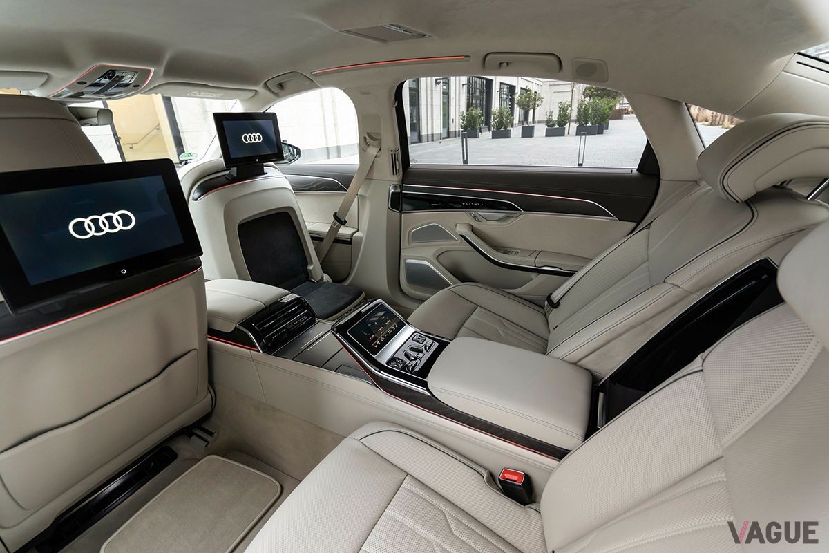 日本市場に導入されたアウディ新型「A8L 60TFSIeクワトロ」のインテリア
