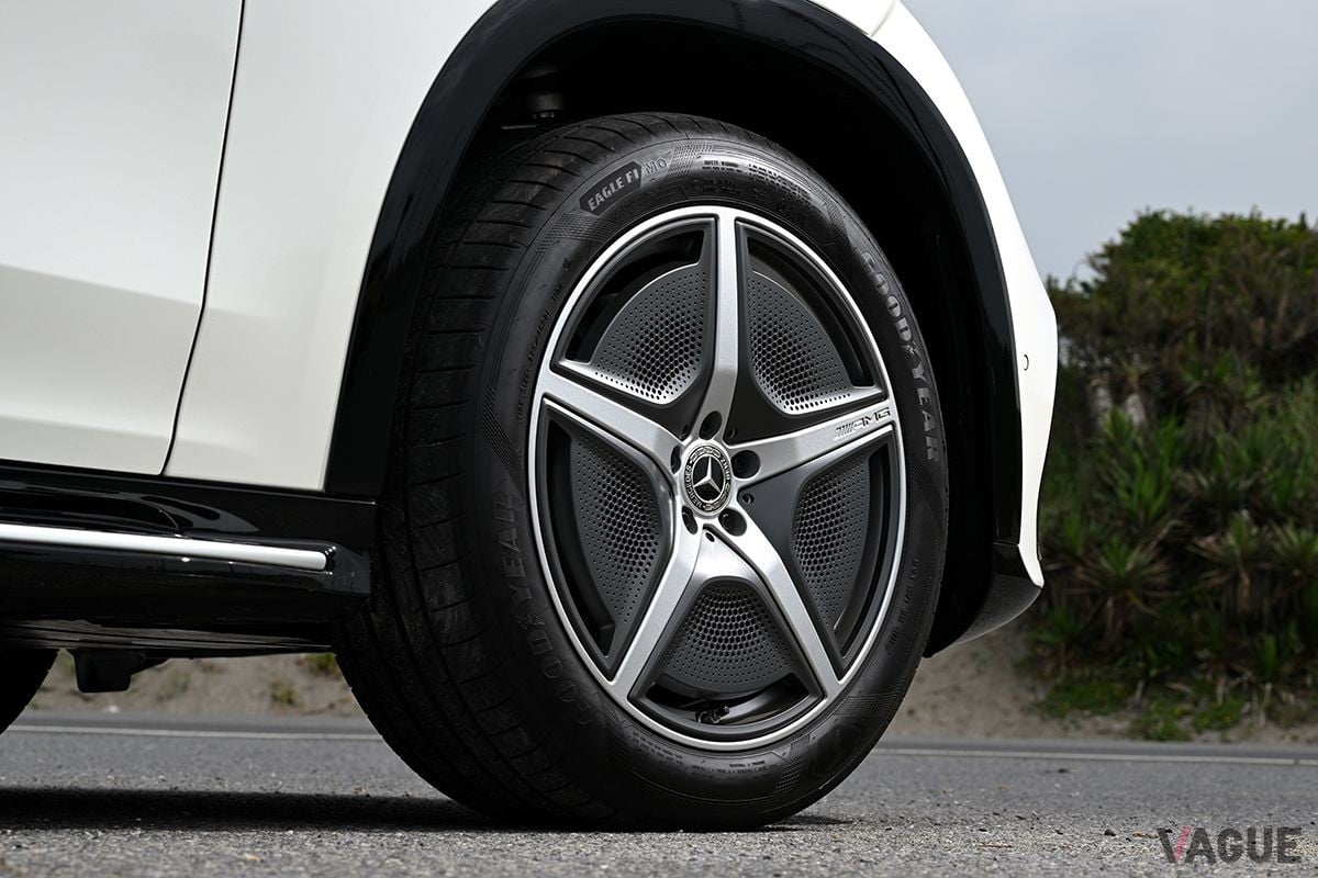 メルセデス・ベンツ新型「EQS450 4MATIC SUV」