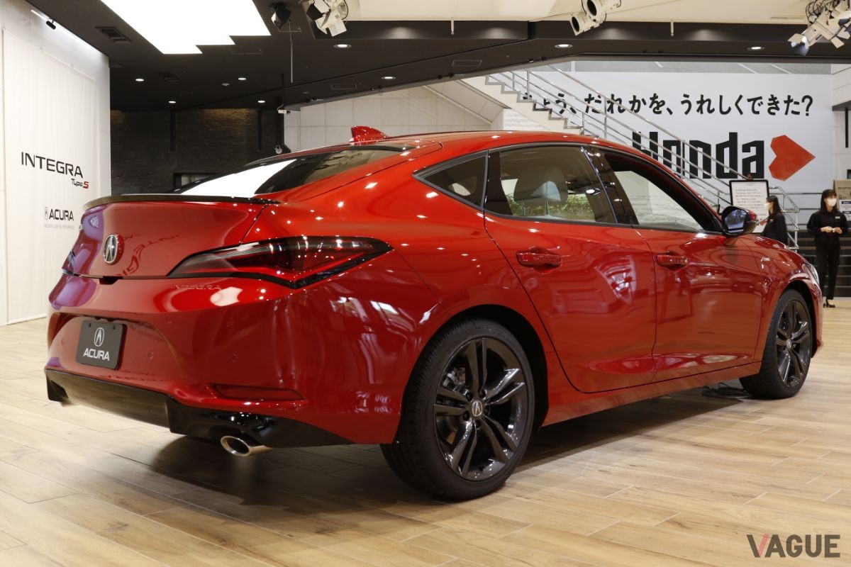 ホンダウエルカムプラザ青山に展示中のアキュラ新型「インテグラ」
