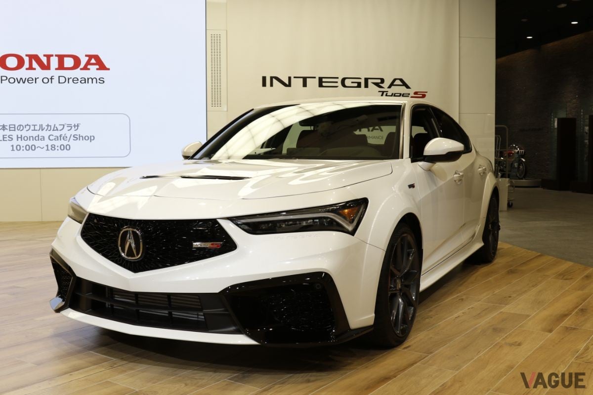 ホンダウエルカムプラザ青山に展示中のアキュラ新型「インテグラ」