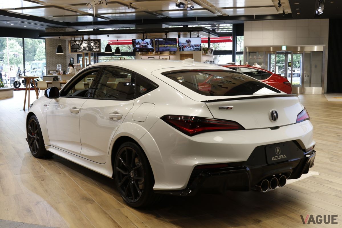 ホンダウエルカムプラザ青山に展示中のアキュラ新型「インテグラ」