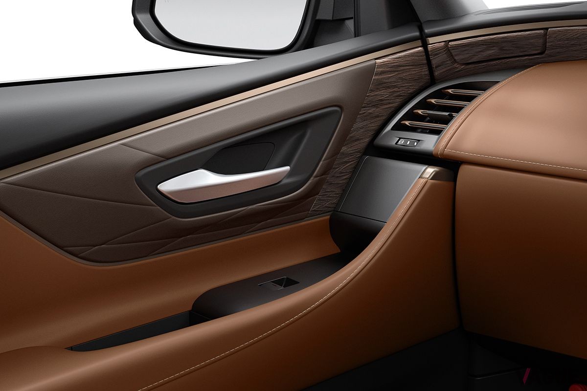 トヨタ新型「ヴェルファイア」のインテリア