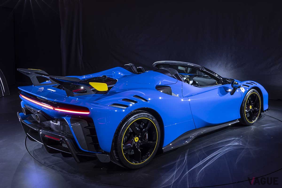 フェラーリ新型「SF90XXスパイダー」