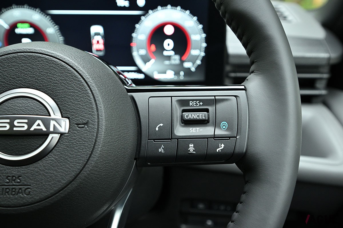 新型「セレナ」の最上級グレード「e-POWERルキシオン」は、日産が誇る先進の安全運転支援機能“プロパイロット2.0”の標準装備で高速移動が楽