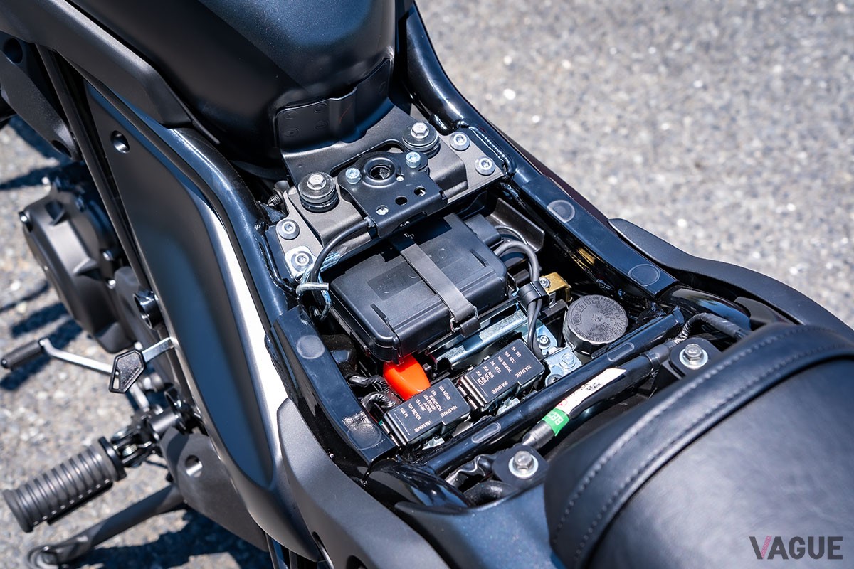 カワサキ新型「エリミネーター」は、高速巡航だけでなくワインディングでの走りも楽しめる新時代のクルーザーバイク