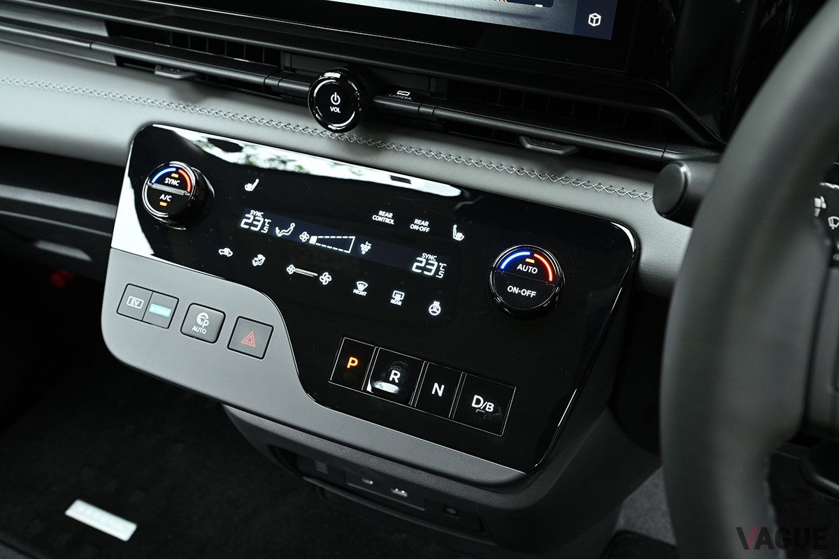 新型「セレナ」の最上級グレード「e-POWERルキシオン」は、日産が誇る先進の安全運転支援機能“プロパイロット2.0”の標準装備で高速移動が楽