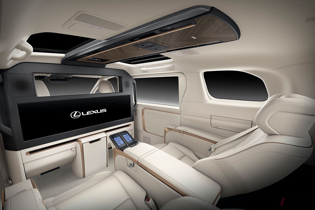 レクサス新型「LM」