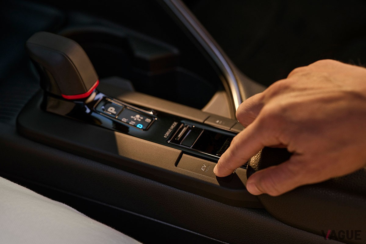 インパクトのある斬新フォルムをまとったトヨタ新型「C-HR」