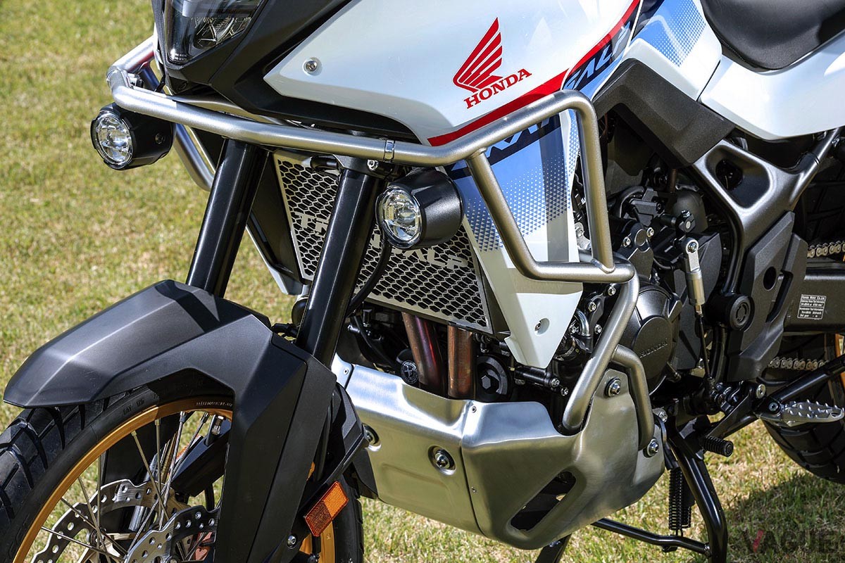 ホンダ新型「XL750トランザルプ」はパニアケースやトップケースなど純正アクセサリーも充実
