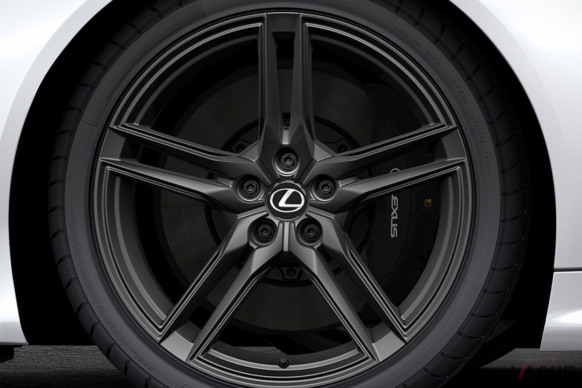 レクサス改良新型「LC」に設定された特別仕様車“EDGE”のホイール