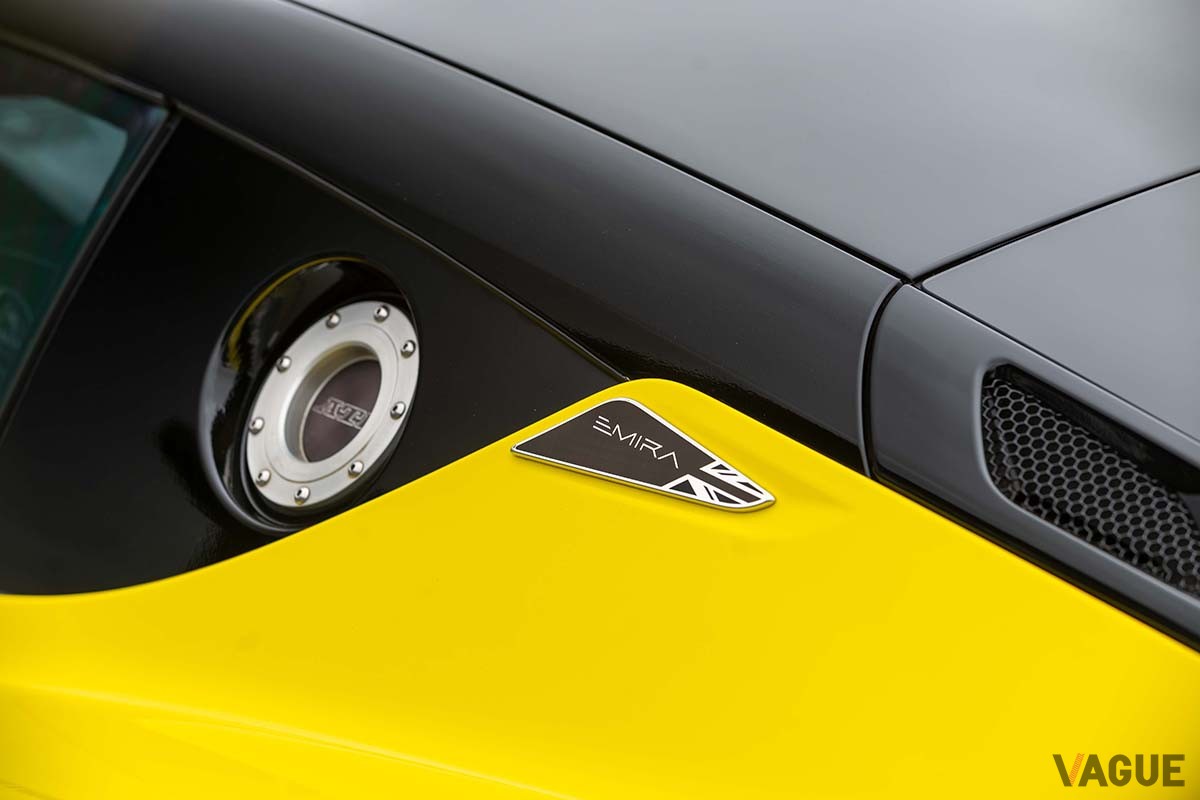 ロータス新型「エミーラGT4」
