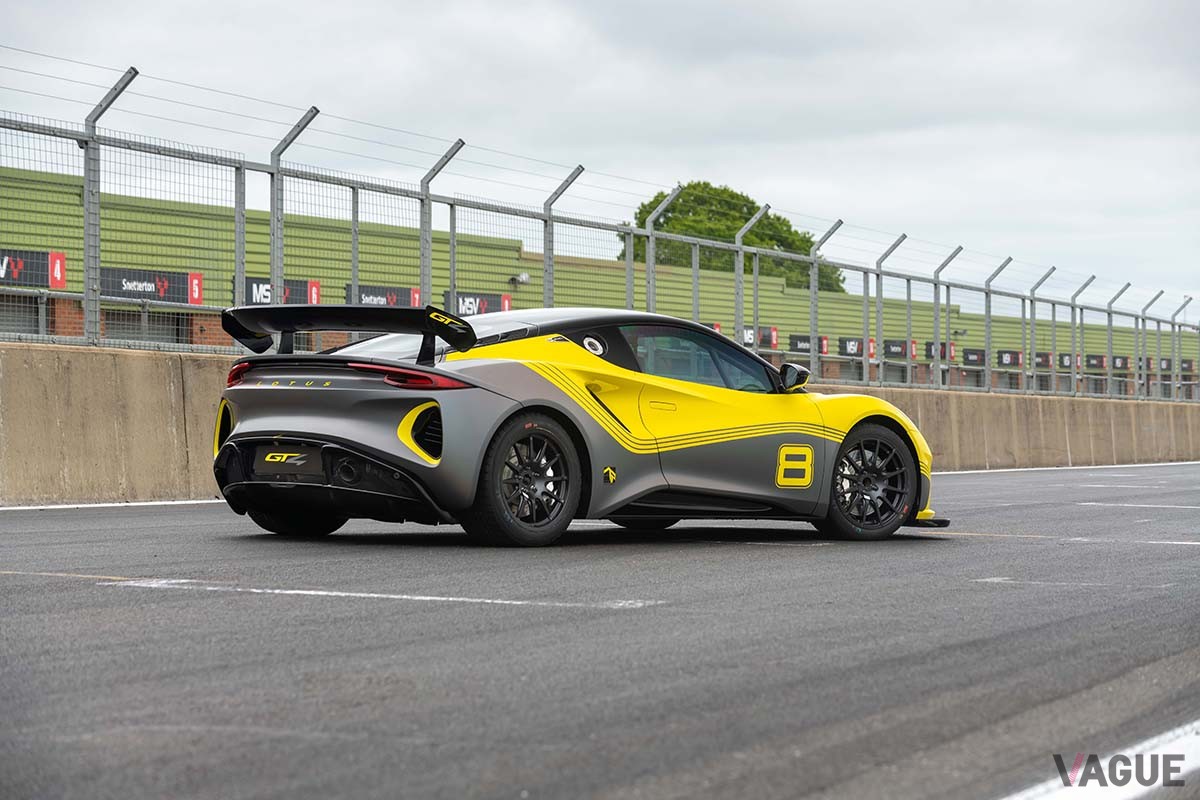 ロータス新型「エミーラGT4」