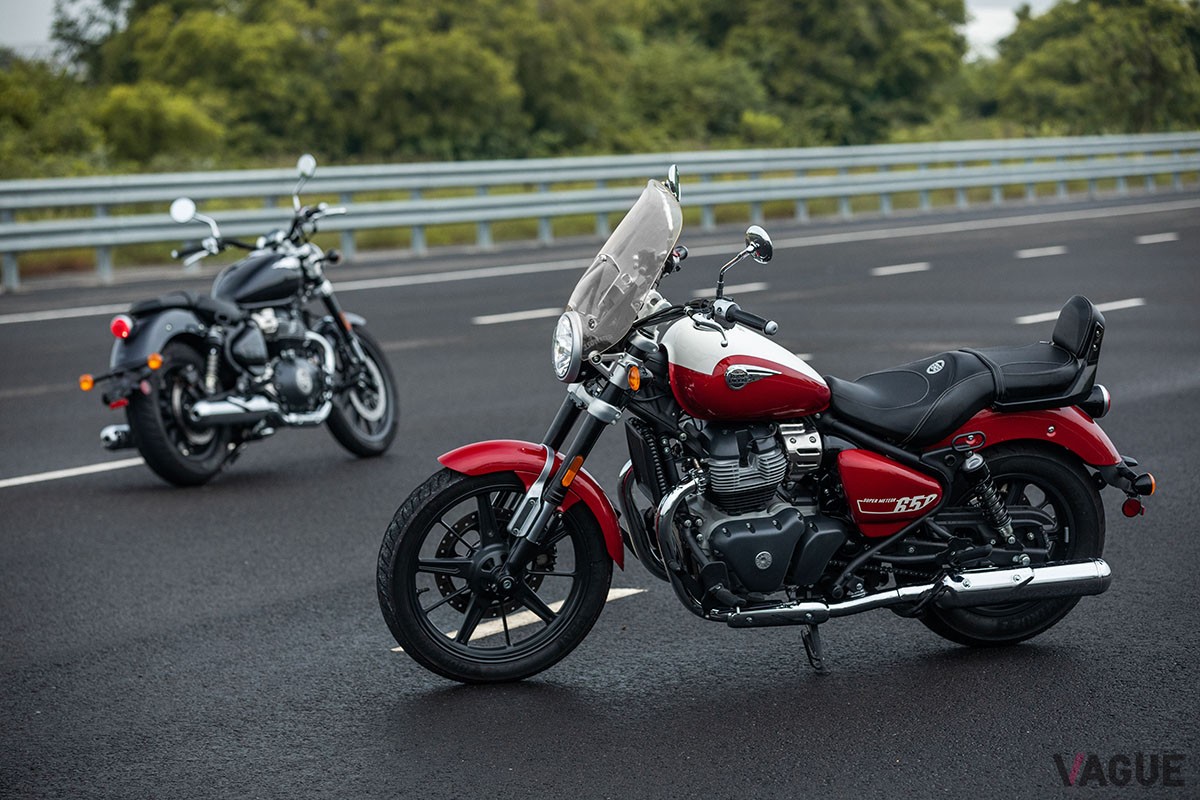 650ccの並列2気筒エンジンと新しいシャシーを組み合わせたロイヤルエンフィールドのオーセンティックなクルーザー「スーパーメテオ650」