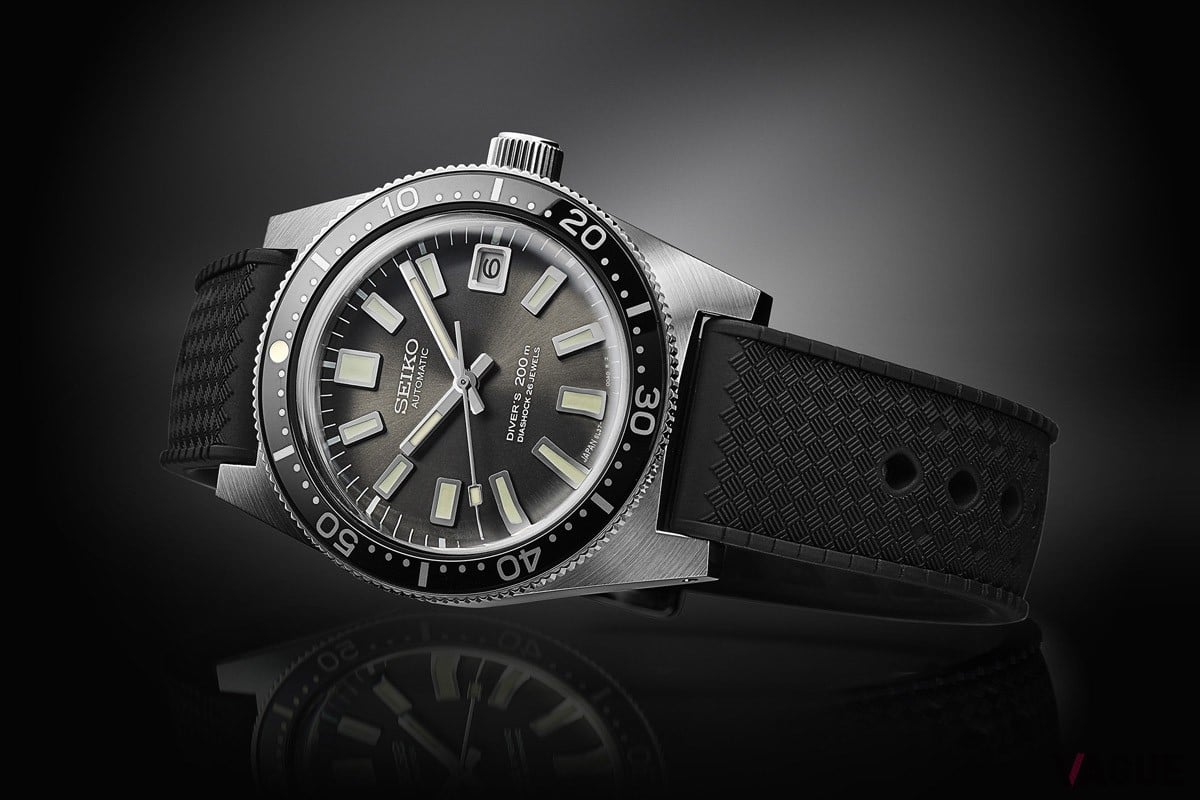 ヘアラインやミラー仕上げが施されたケースには、擦り傷や小傷を防ぐ、セイコー独自の表面加工技術の“ダイヤシールド”が施されている