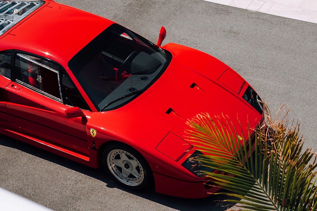 altrトレードに出品中のフェラーリ「F40」（C）ALTR.trade