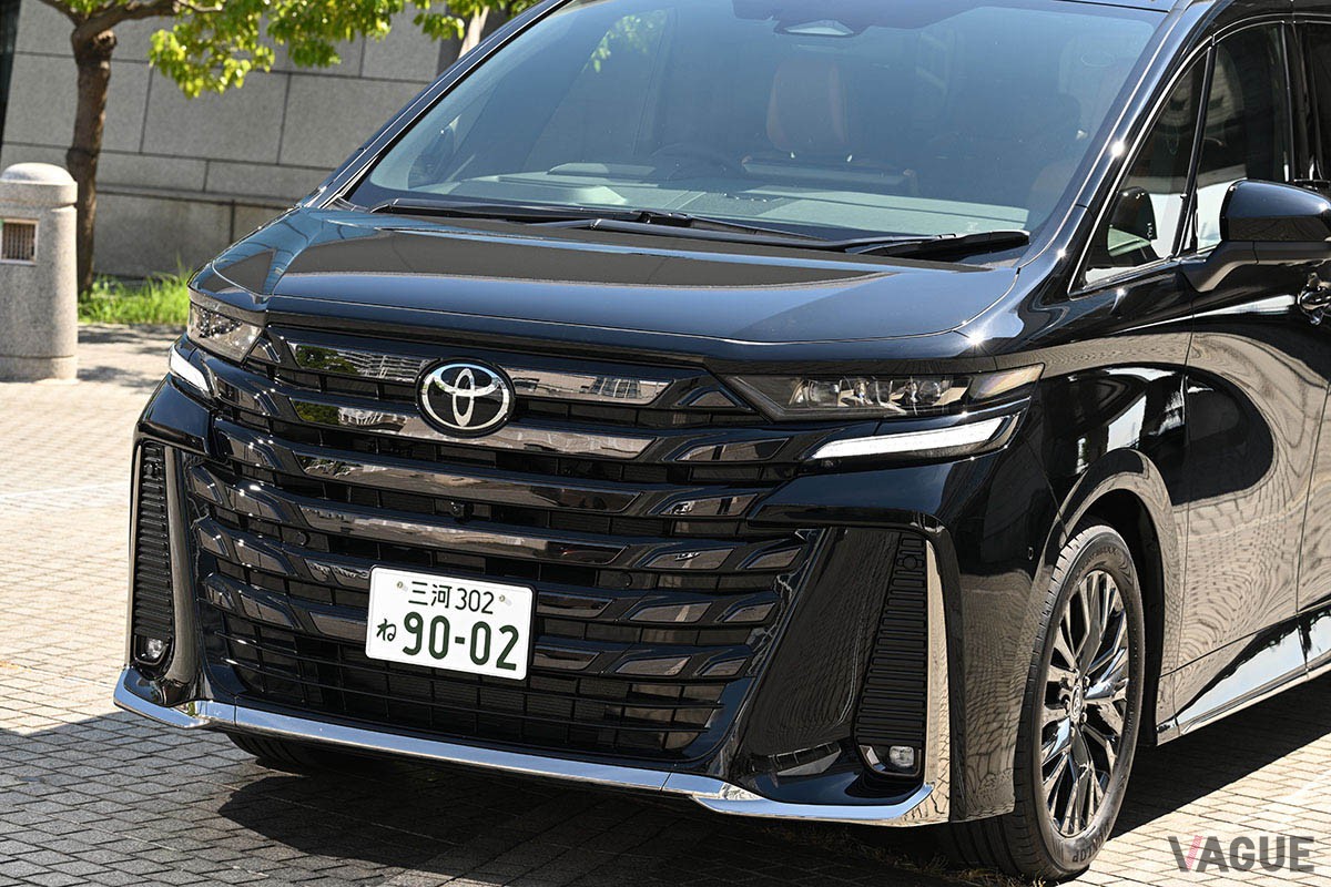 トヨタ新型「ヴェルファイア」