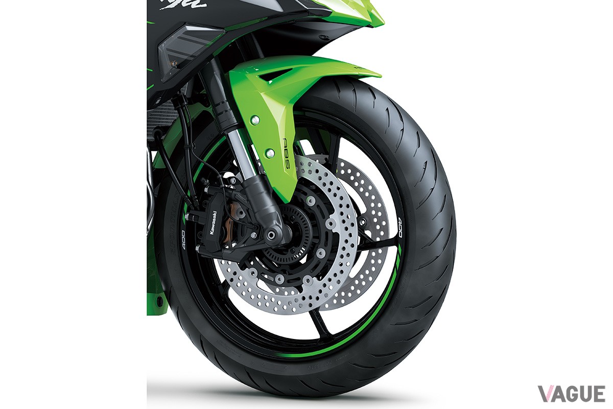 400ccスーパースポーツバイクの頂点に立つ高性能が魅力的なカワサキ「Ninja ZX-4R SE」と「Ninja ZX-4RR KRT EDITION」がついに発売