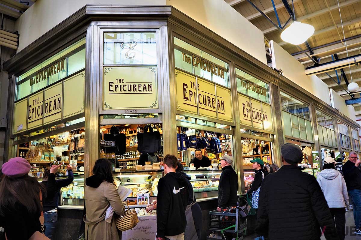 創業当時の趣が今も感じられるクイーン・ビクトリア・マーケット。