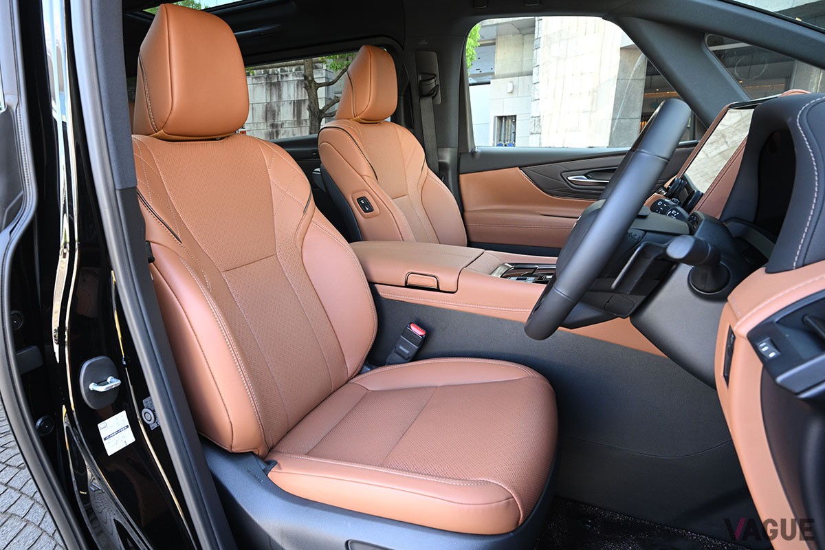 トヨタ新型「ヴェルファイア」