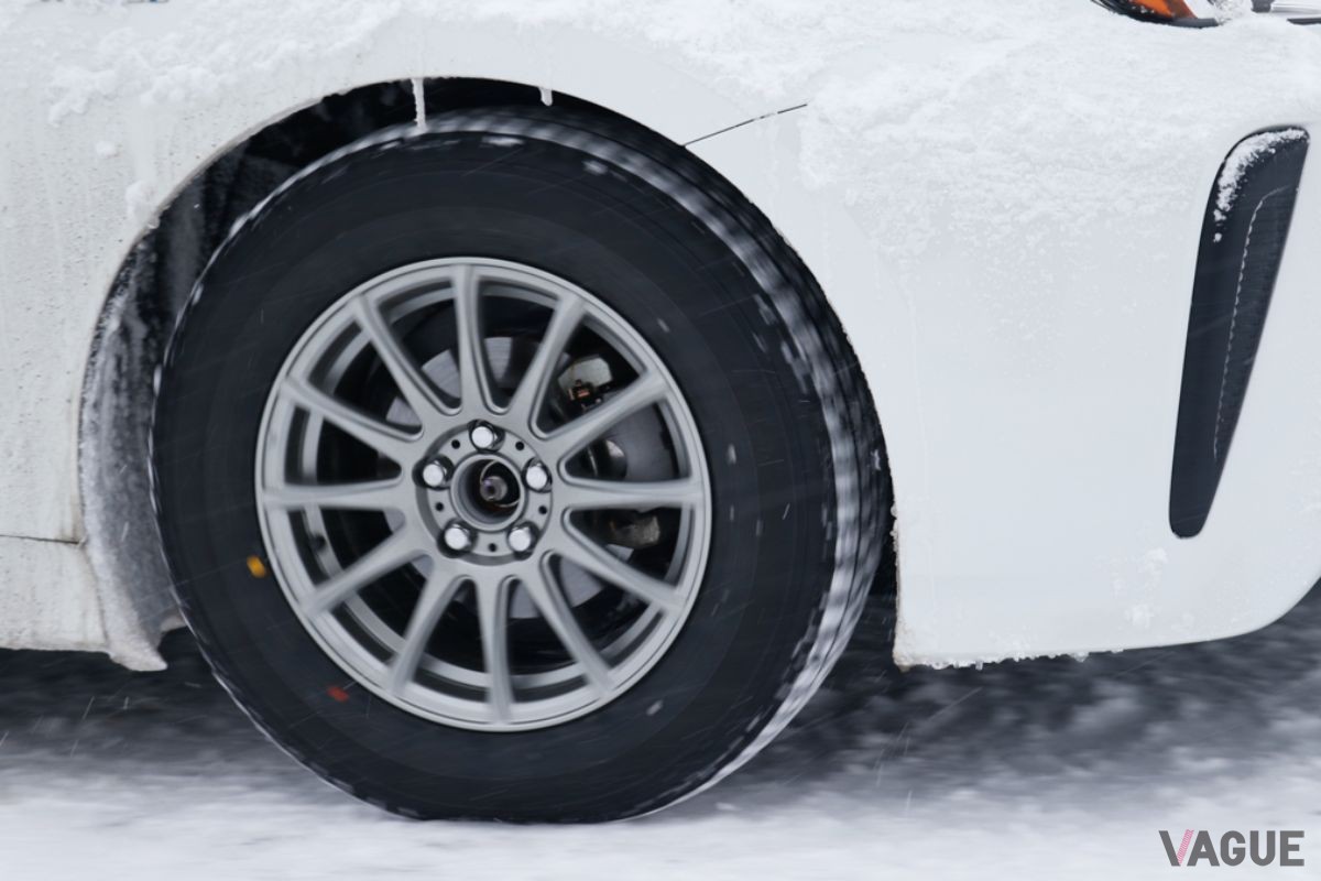 グッドイヤーの乗用車用新スタッドレスタイヤ「アイスナビ8」