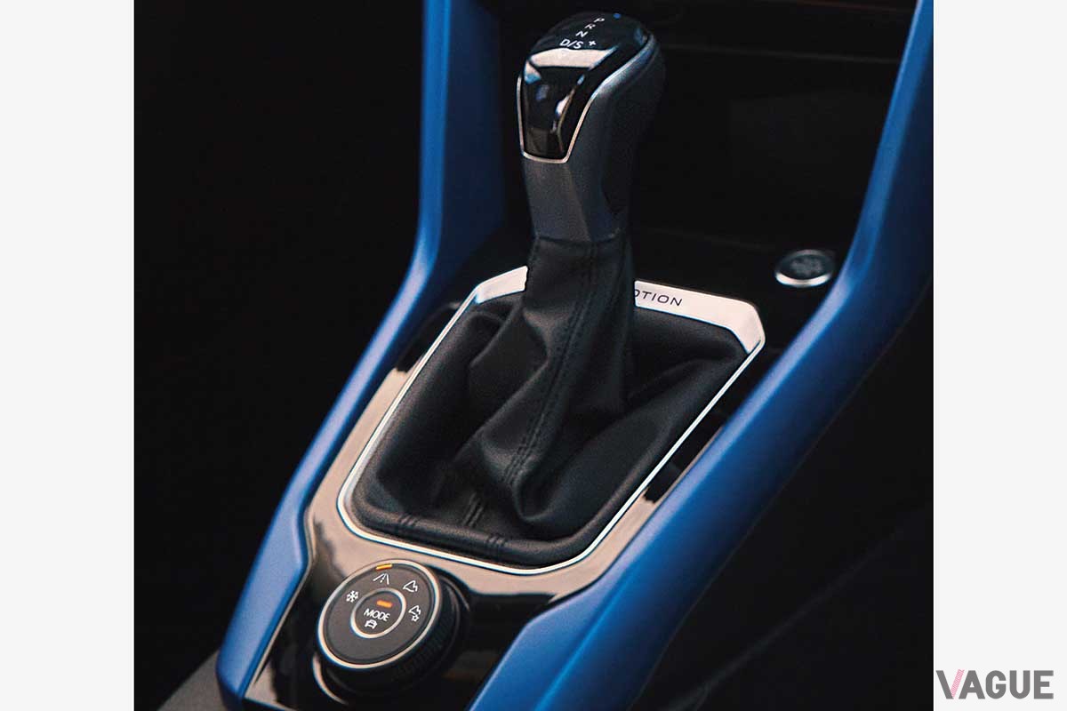 VW新型「TロックR」のシフトセレクター