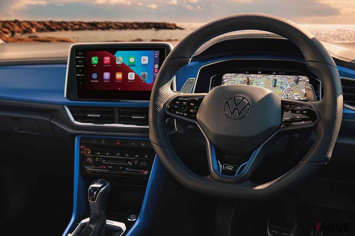 VW新型「TロックR」のインパネ