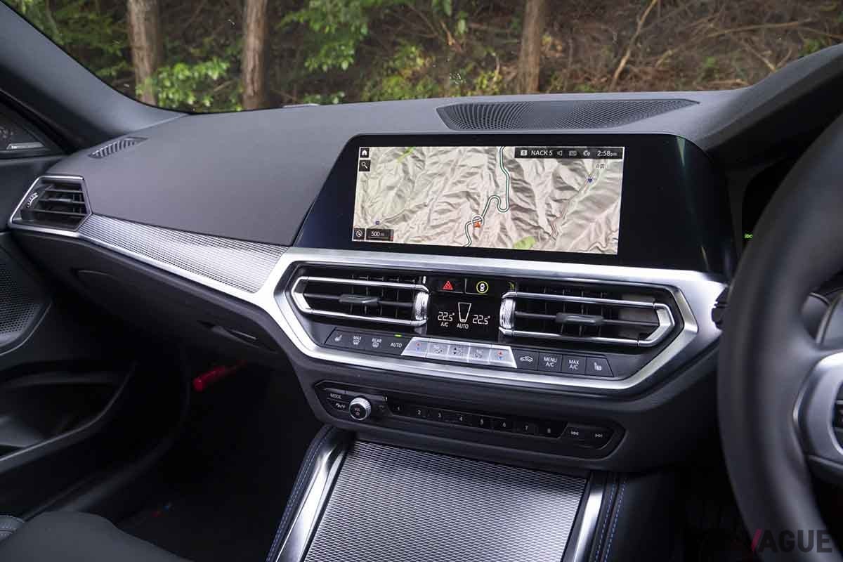 BMW新型「M240i xDrive Coupe」のインテリア