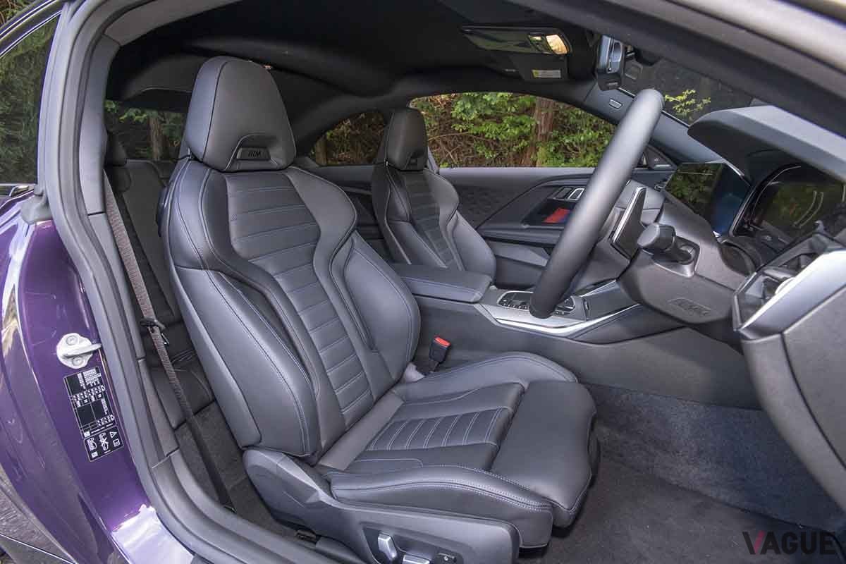 BMW新型「M240i xDrive Coupe」の前席