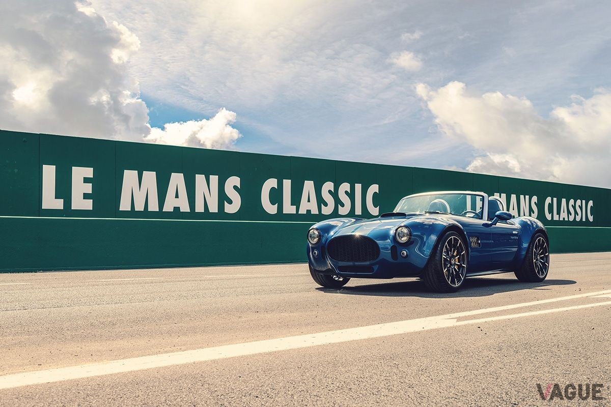 新型「ACコブラGTロードスター」