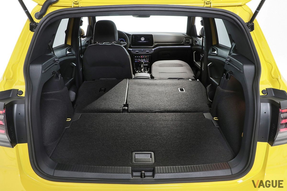 VW改良新型「Tクロス」の荷室