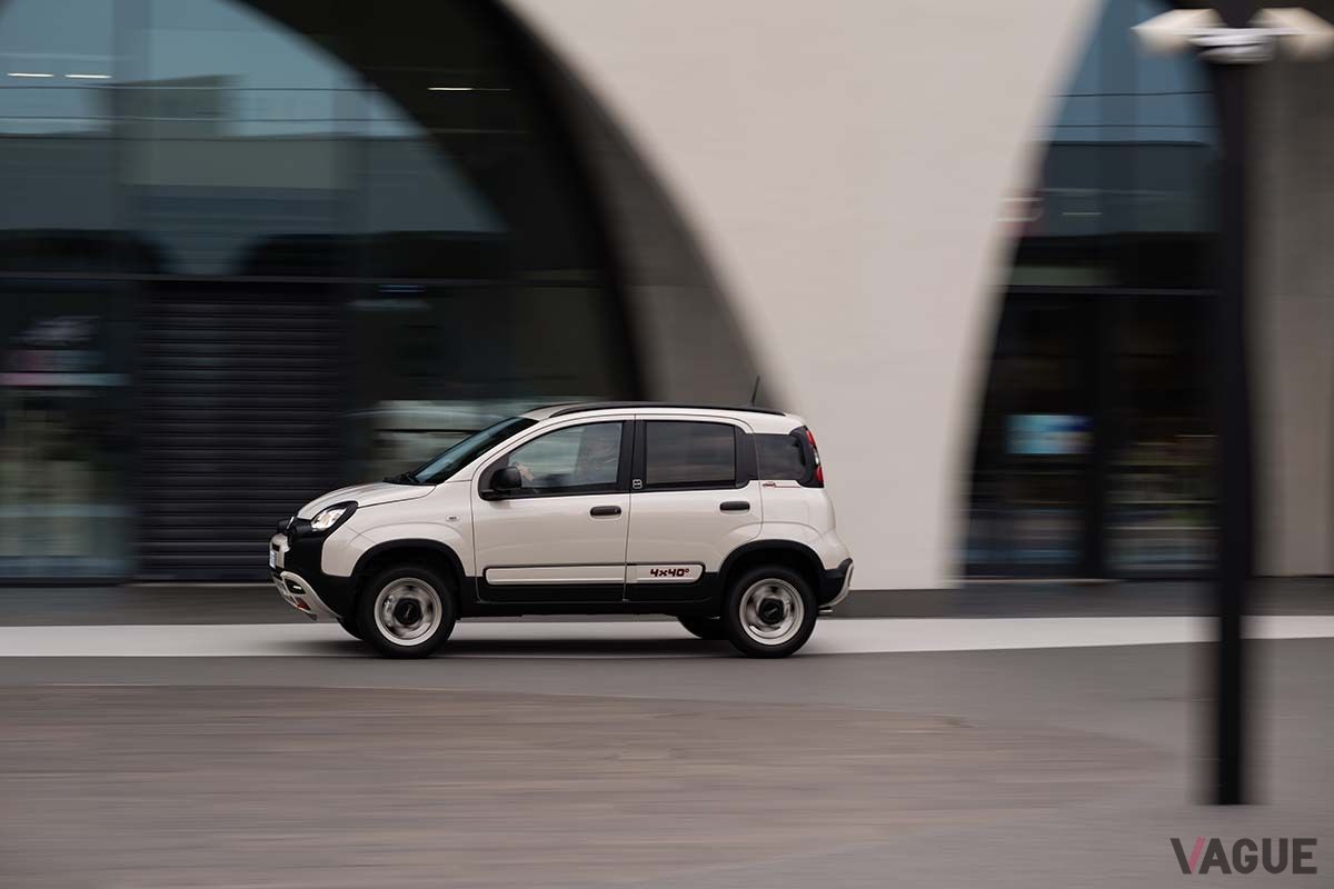 フィアットの限定車「パンダ4×40°」