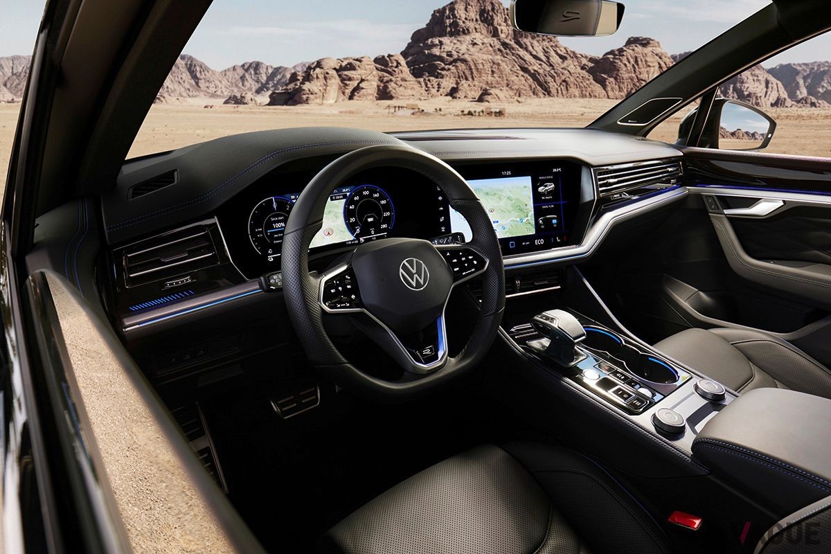 VW改良新型「トゥアレグR eハイブリッド」のインテリア