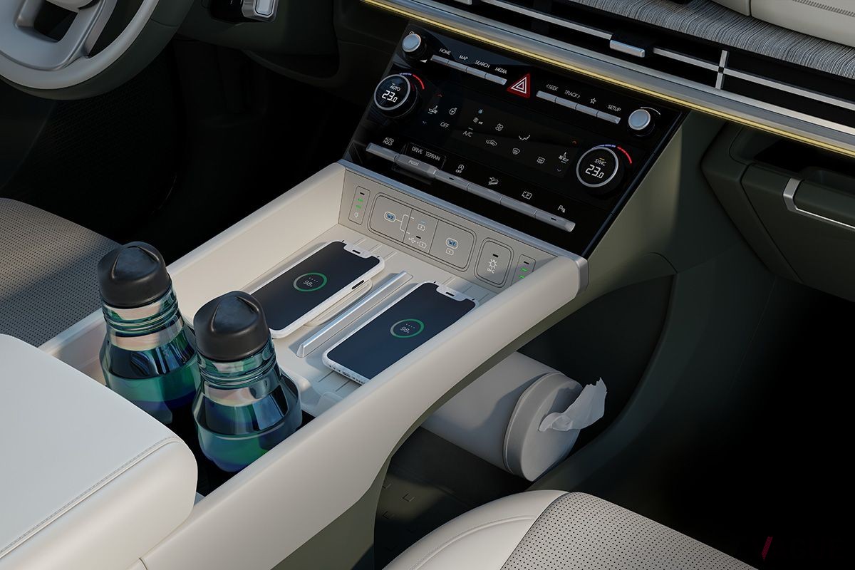 ヒョンデ新型「サンタフェ」のインテリア