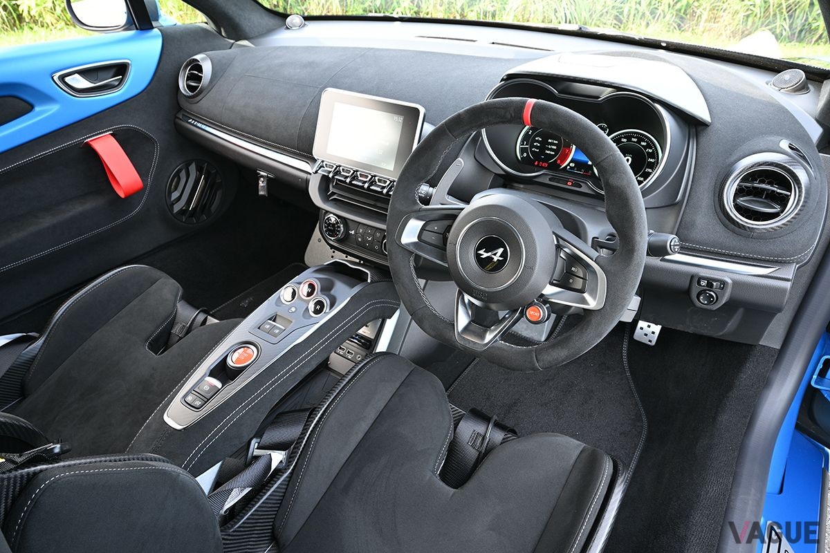 アルピーヌ新型「A110R」のインテリア