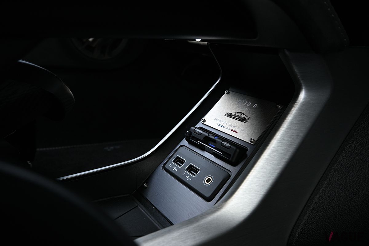 アルピーヌ新型「A110R」のインテリア