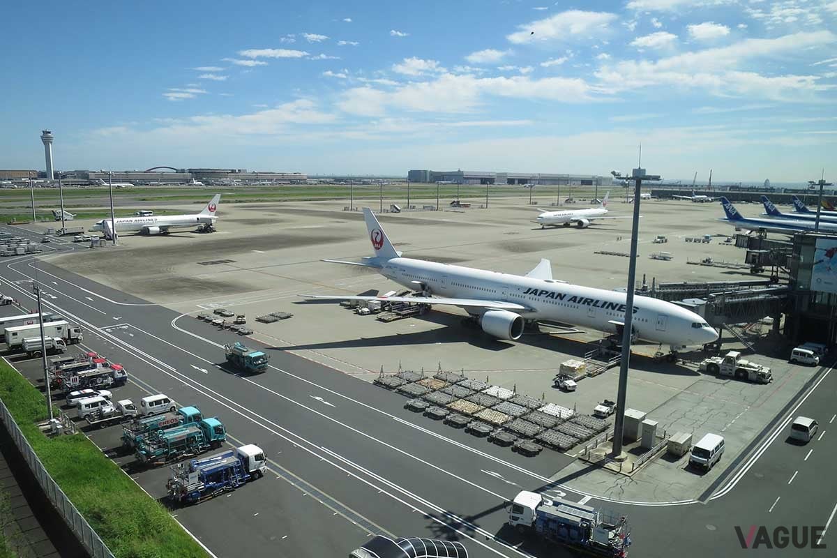 円安や燃料サーチャージの影響で海外航空券が高価になっている2024年だが、少しでもオトクに海外旅行に行くことはできるのだろうか