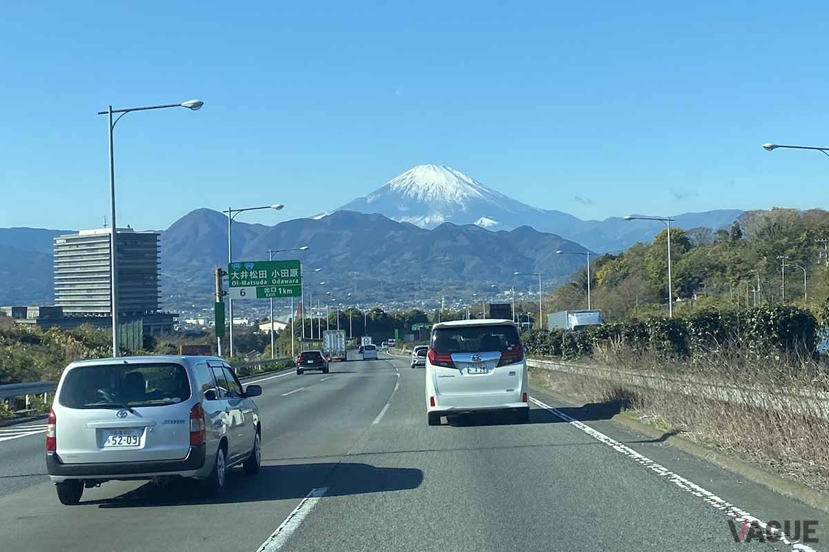 「N」レンジに入れる行為よりも、燃料節約には先読み運転が役に立つ